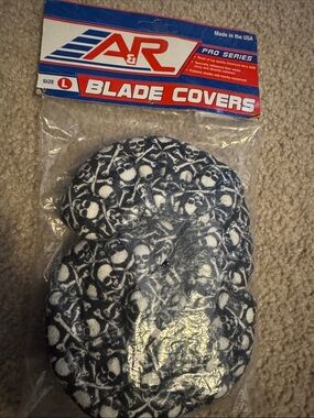Ice Skate Blade Covers - Skull Print